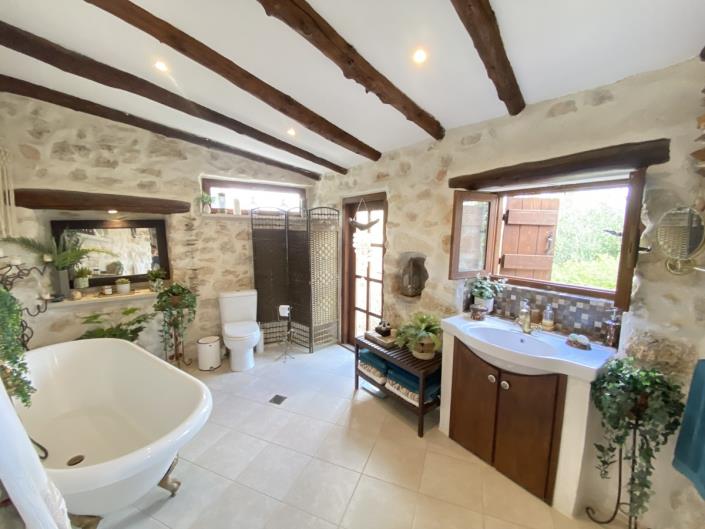 Image No.40-4 Bed Village House for sale