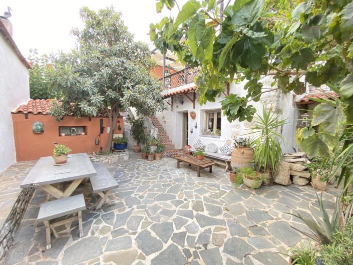 Image No.47-4 Bed Village House for sale