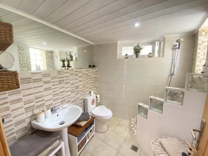 Image No.58-4 Bed Village House for sale