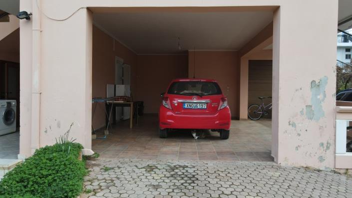 Image No.9-Maison de 5 chambres à vendre à Neo Chorio