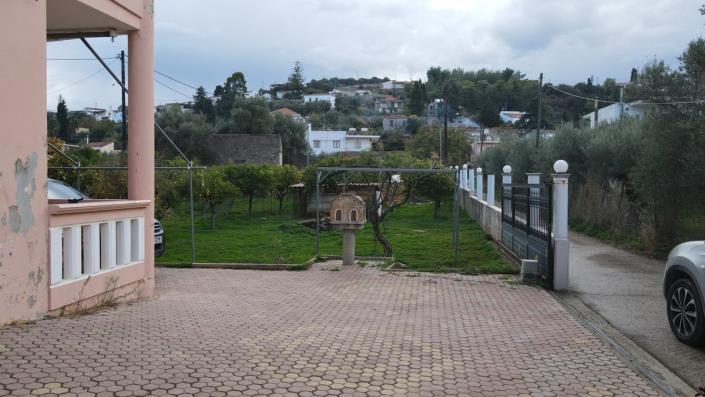 Image No.10-Maison de 5 chambres à vendre à Neo Chorio
