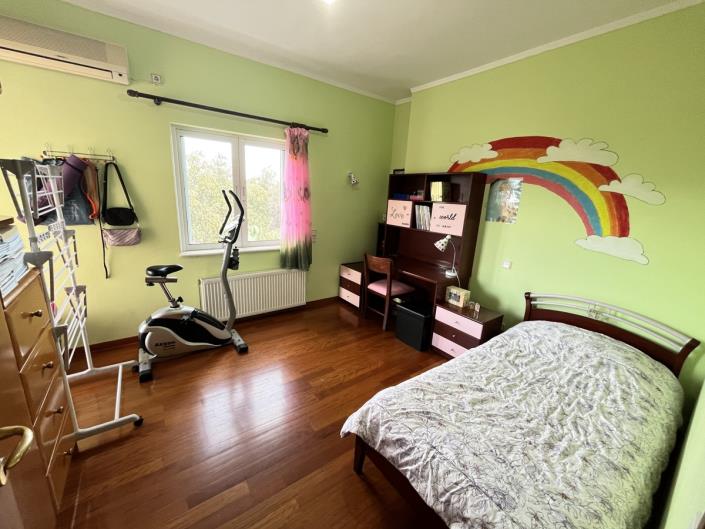 Image No.13-Maison de 5 chambres à vendre à Neo Chorio