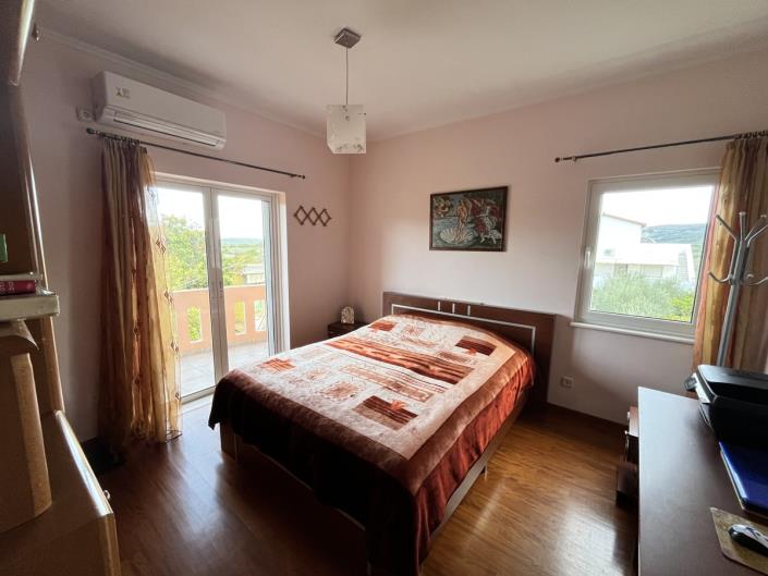 Image No.17-Maison de 5 chambres à vendre à Neo Chorio