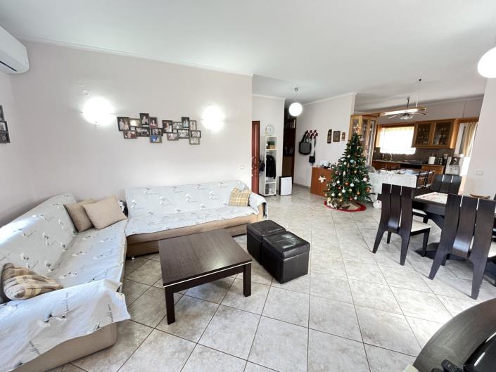 Image No.35-Maison de 5 chambres à vendre à Neo Chorio