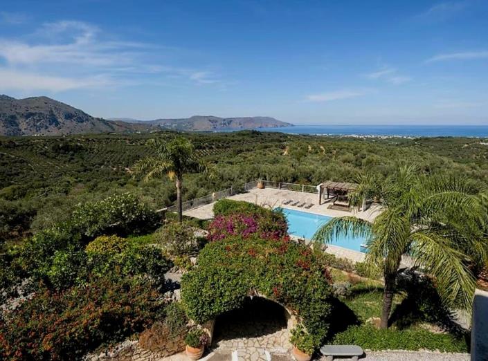 Image No.51-Villa de 5 chambres à vendre à Kournas