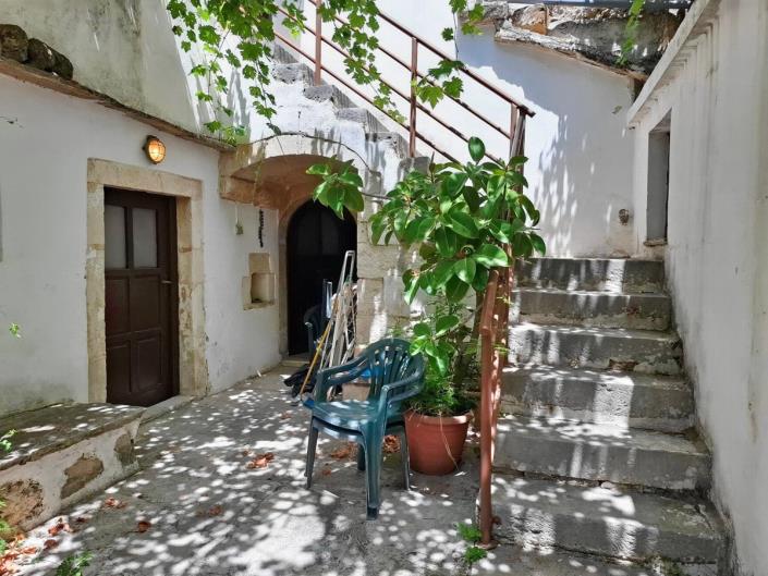 Image No.21-Maison de 4 chambres à vendre à Gavalohori