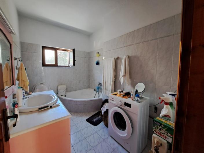 Image No.52-2 Bed Apartment for sale