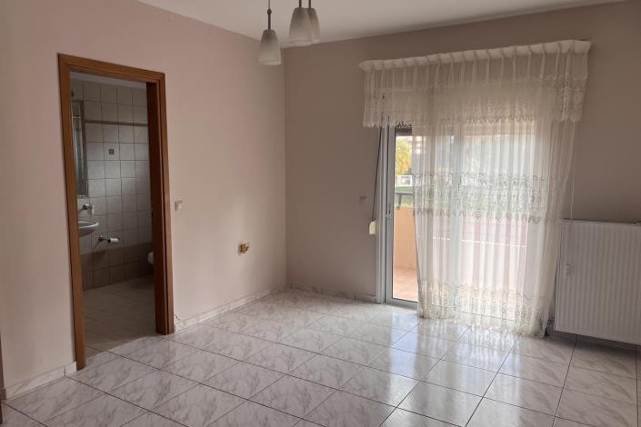 Image No.28-2 Bed House for sale