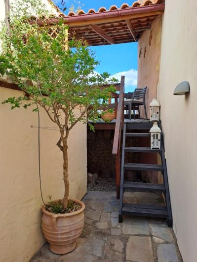 Image No.15-2 Bed House for sale