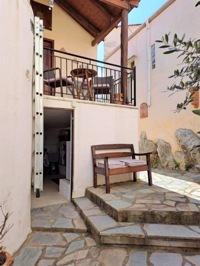 Image No.23-2 Bed House for sale