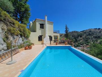 Villa-For-Sale-In-Theriso-Chania20240621_114735