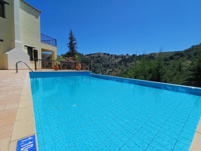 Image No.6-Maison de 2 chambres à vendre à Theriso