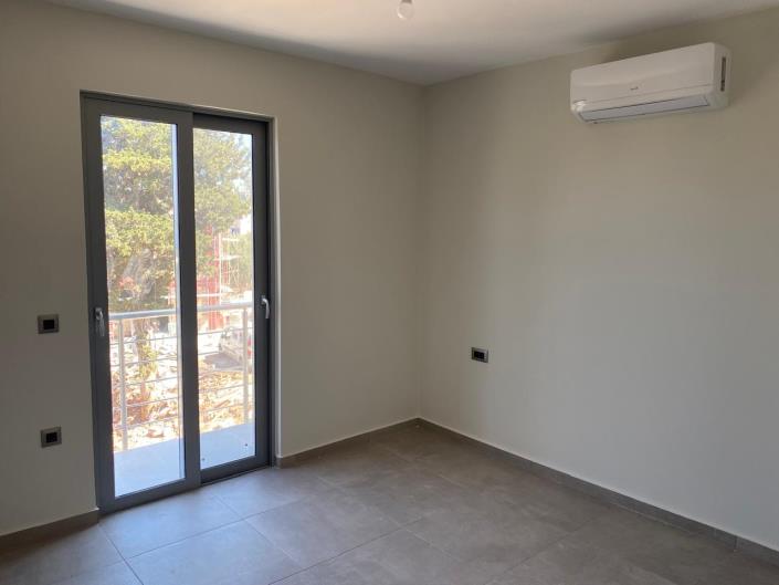 Image No.9-2 Bed Villa for sale