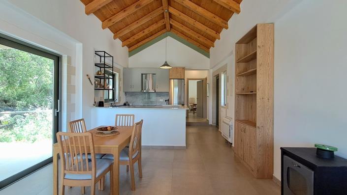 Image No.10-2 Bed Villa for sale