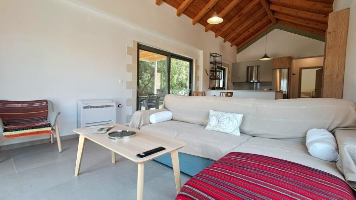 Image No.4-2 Bed Villa for sale