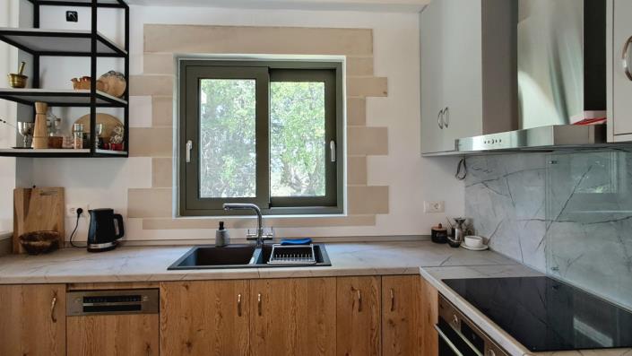 Image No.9-2 Bed Villa for sale