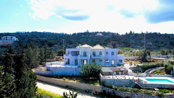 Image No.24-Villa de 8 chambres à vendre à Gavalohori