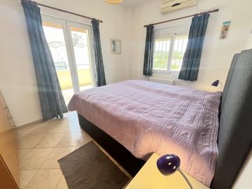 Vila-for-sale-in-Almirida-image00009