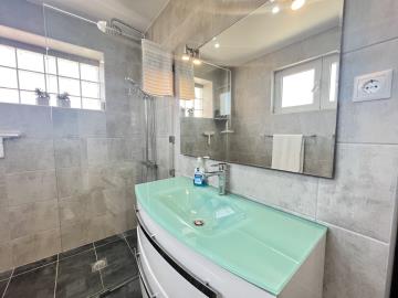 Vila-for-sale-in-Almirida-image00021