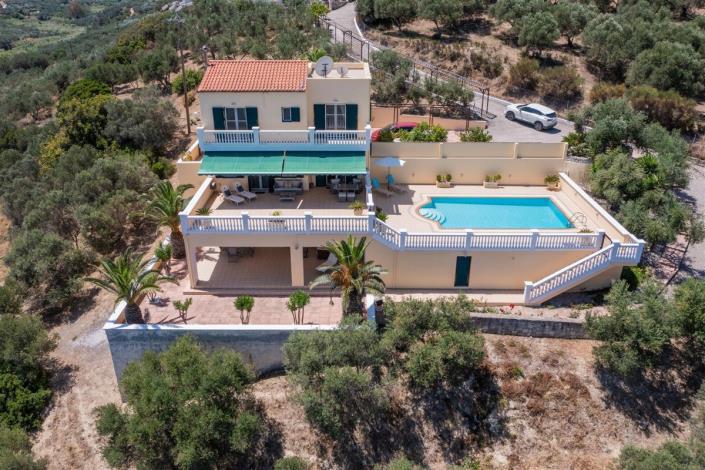 Image No.26-Villa de 4 chambres à vendre à Kissamos