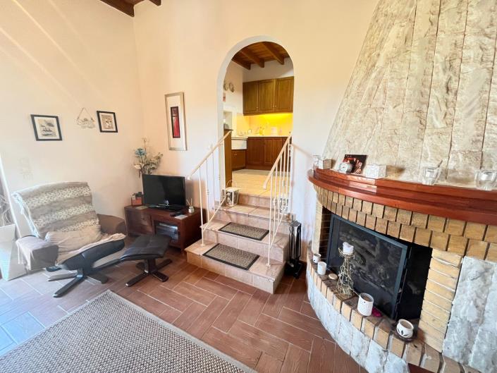 Image No.6-Maison de 4 chambres à vendre à Neo Chorio