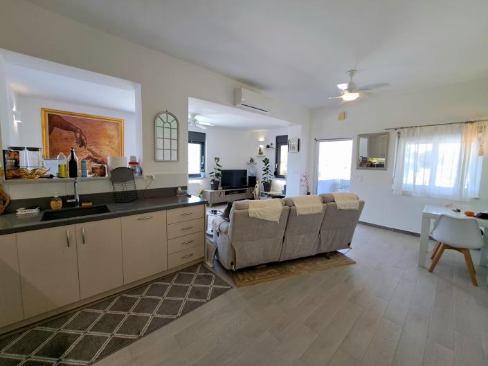 Image No.8-Maison de 2 chambres à vendre à Kalamitsi