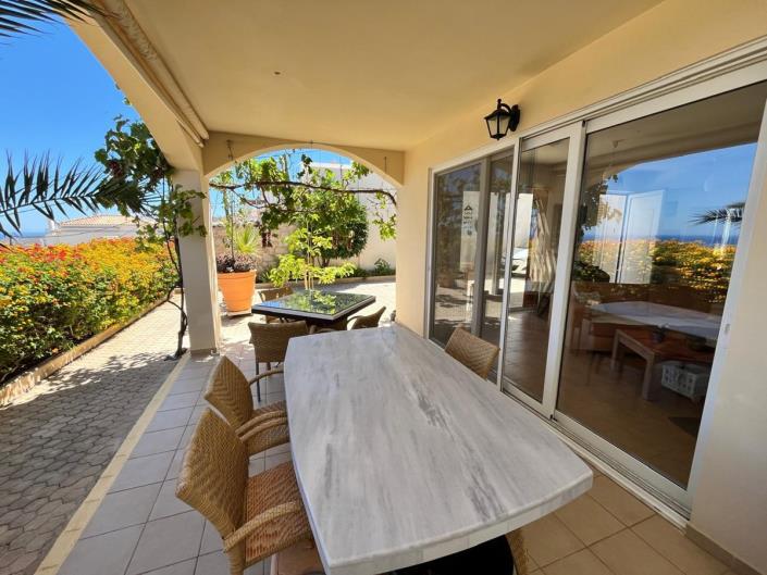 Image No.18-2 Bed House for sale