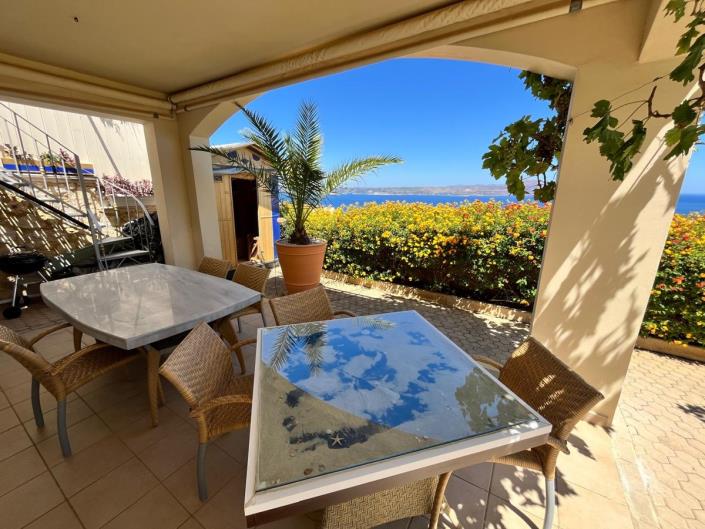 Image No.19-2 Bed House for sale