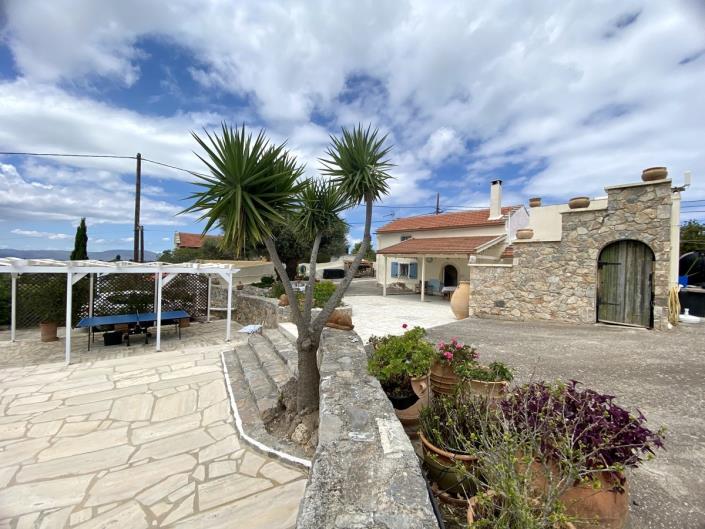 Image No.5-Villa / Détaché de 4 chambres à vendre à Paleloni