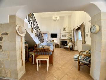 img_9c68a0a0-3920-4f8c-b099-4655d2f64859