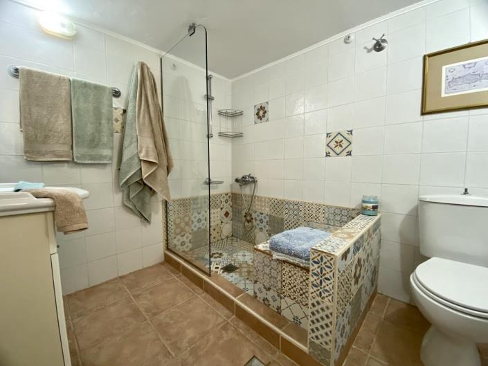 Image No.21-Villa / Détaché de 4 chambres à vendre à Paleloni