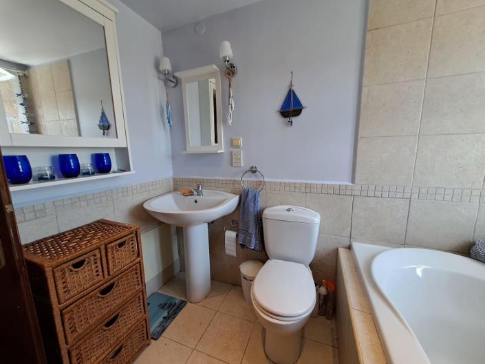 Image No.15-3 Bed Villa for sale