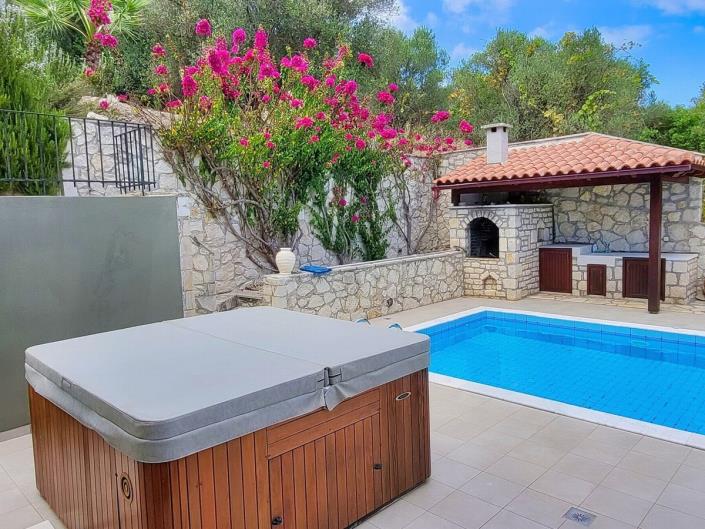 Image No.3-Villa de 4 chambres à vendre à Almyrida