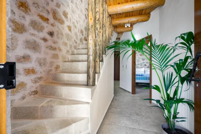 Image No.24-2 Bed Villa for sale