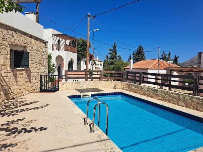 Image No.2-Maison de 3 chambres à vendre à Douliana