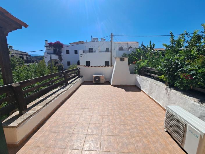 Image No.22-Maison de 3 chambres à vendre à Douliana