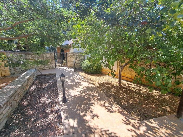 Image No.39-Maison de 4 chambres à vendre à Douliana