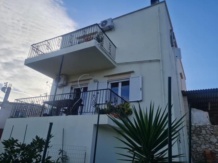 Image No.2-Maison de 4 chambres à vendre à Melidoni