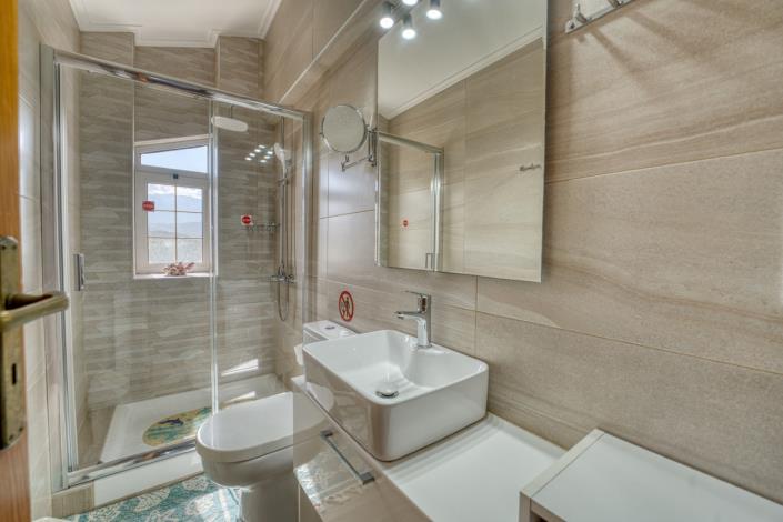 Image No.5-Maison / Villa de 4 chambres à vendre à Kalyves