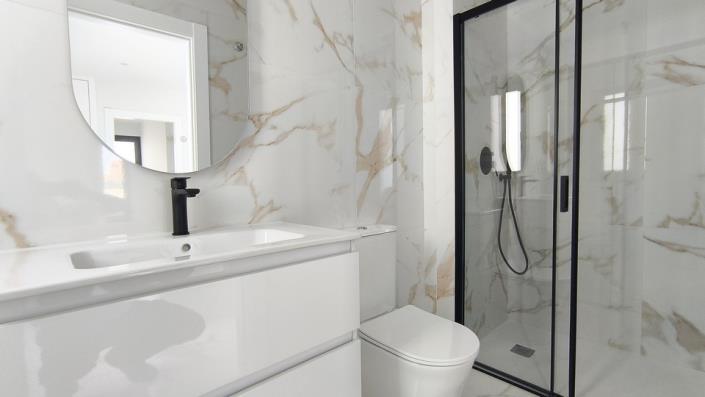 Image No.14-2 Bed Semi-Detached for sale