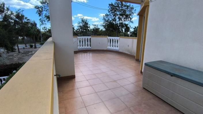 Image No.18-3 Bed Villa / Detached for sale