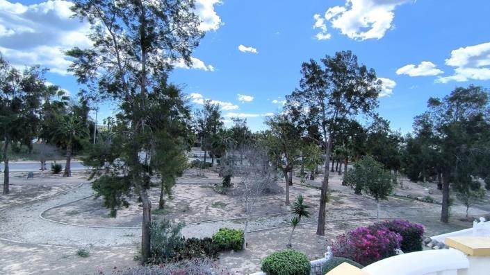 Image No.21-3 Bed Villa / Detached for sale