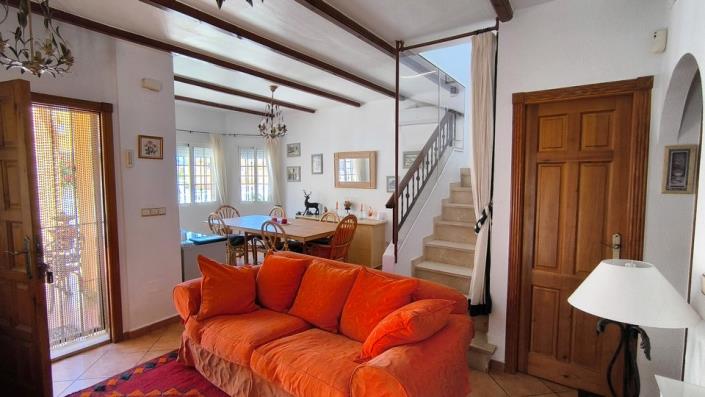 Image No.3-2 Bed Villa / Detached for sale