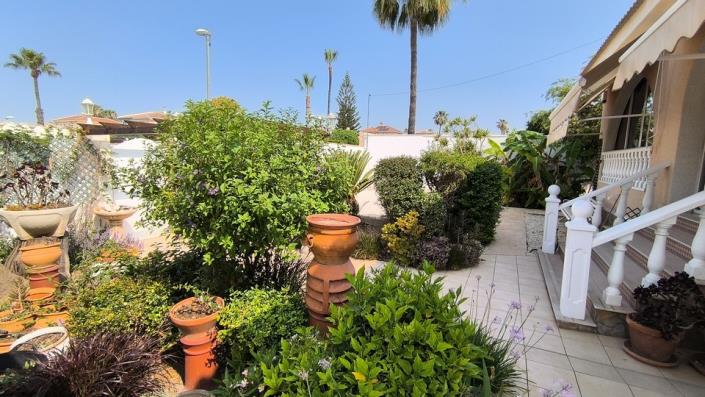 Image No.20-3 Bed Villa / Detached for sale