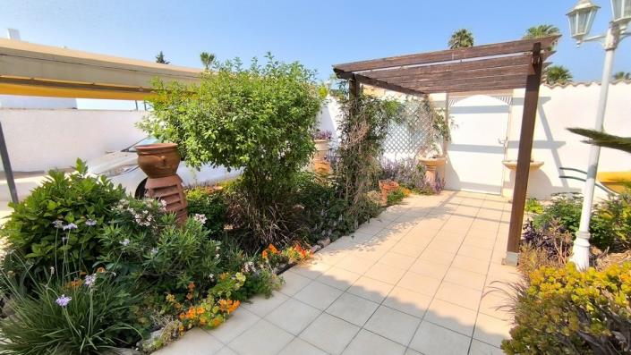 Image No.21-3 Bed Villa / Detached for sale