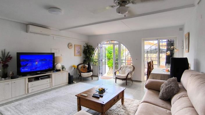 Image No.6-2 Bed Bungalow for sale