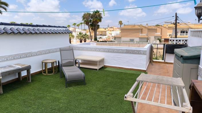 Image No.18-2 Bed Bungalow for sale