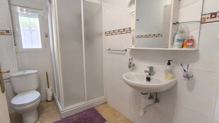 Image No.39-7 Bed Villa / Detached for sale