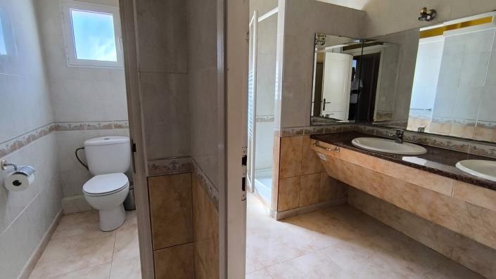 Image No.12-Maison de campagne de 5 chambres à vendre à Benijofar