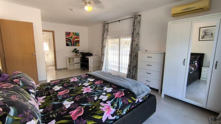 Image No.27-Maison de campagne de 5 chambres à vendre à Benijofar